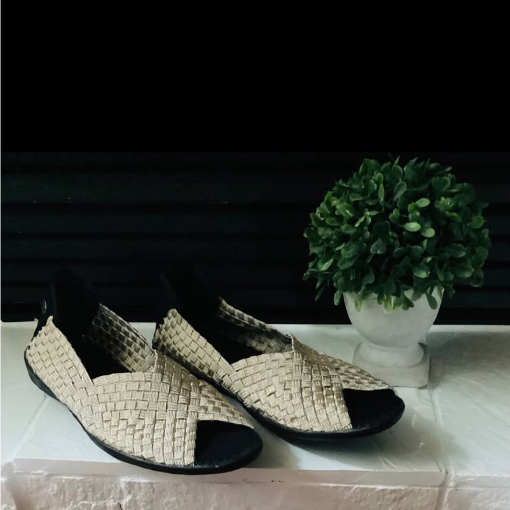 Woven Open-Toe Slip-On Flats in Gold & Black